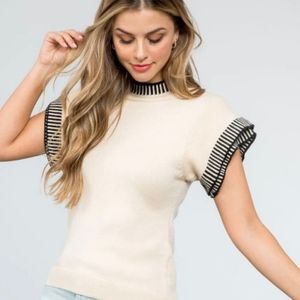 Short sleeve sweater